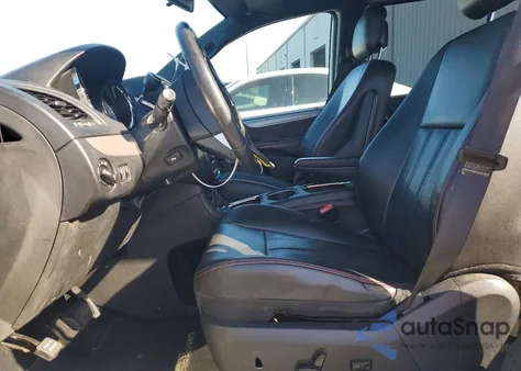 2014 Dodge Grand Caravan R/T z USA, uszkodzony, nr VIN 2C4RDGEG2ER357333